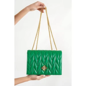 Capone Outfitters Capone Leeds Women's Shoulder Bag with Chain Strap, Quilted Skin Grass Green