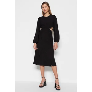 Trendyol Black A-Line Midi kivágott / ablak részlet szőtt ruha