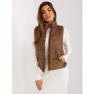 Brown short quilted vest with pockets