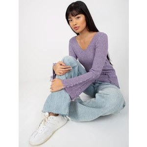 Purple ribbed classic sweater with neckline