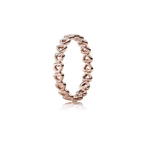 Pandora Bronzový srdíčkový prsten 180177 50 mm