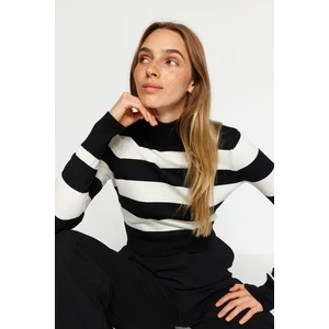 Trendyol Black Super Crop Premium/Special Thread Striped Knitwear Sweater