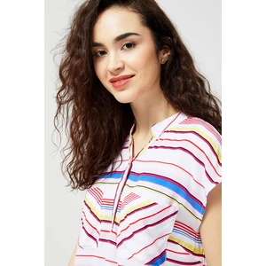 Sleeveless striped shirt