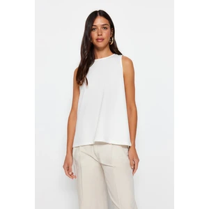 Trendyol Ecru Sleeveless Regular Crewneck Crepe Knitted Blouse