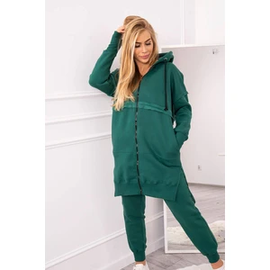 Insulated set with a long green sweatshirt