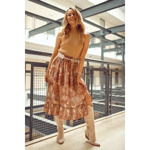 Chiffon skirt with caramel flowers