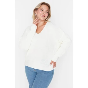 Trendyol Curve Plus Size Sweater - Ecru - Regular fit