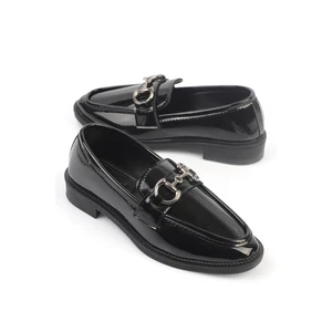 Capone Outfitters Women's Loafers with Metal Buckles