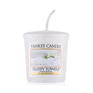 Yankee Candle Fluffy Towels votívna sviečka 49 g