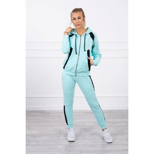 Sports set with stripes mint