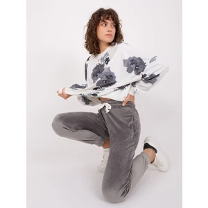 Ecru-gray women's set with floral motif