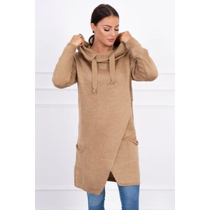 Sweater with envelope bottom camel