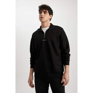 DEFACTO Comfort Fit Stand Up Sweatshirt