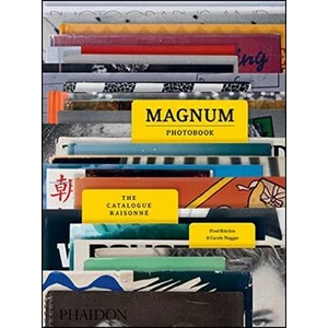 Magnum Photobook: The Catalogue Raisonne - Carole Naggar, Fred Ritchin