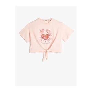 Koton Girls' T-Shirt with Tie Detail on the Front Short Sleeve Cotton with Crab Embroidered Detail.