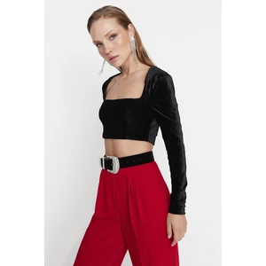 Trendyol Black Collar Detailed Velvet Crop