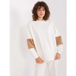 Ecru sweatshirt with fur inserts on the sleeves