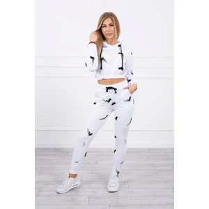 Set with printed pistols white