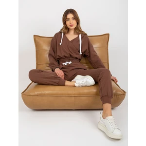 Basic brown tracksuit with clutch sweatshirt