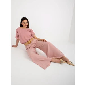 Light pink summer trousers made of fabric with a belt