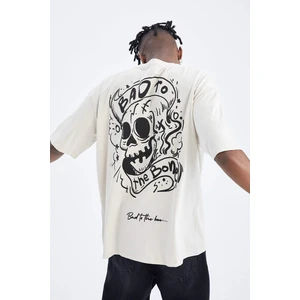 DEFACTO Regular Fit Short Sleeve Minimal Logo Print T-Shirt