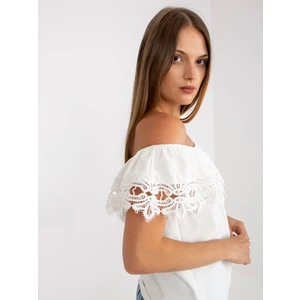 White Spanish blouse with short sleeves