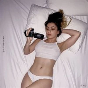 How I'm Feeling Now - Charli XCX [CD album]