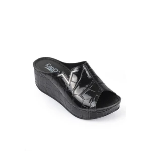 Capone Outfitters Mules - Black - Wedge