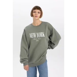 DEFACTO Relax Fit Long Sleeve Sweatshirt