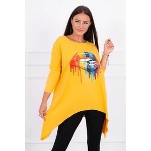 Blouse oversize with rainbow lips print mustard