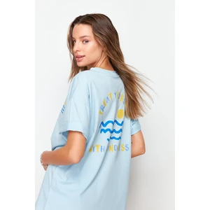 Trendyol Light Blue 100% Cotton Boyfriend Knitted T-Shirt with Back and Chest Print