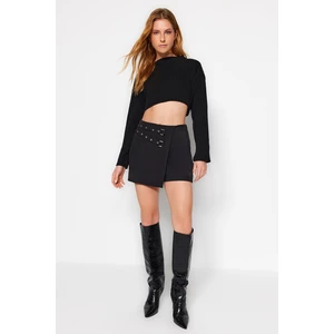 Krátka sukňa s čiernym pleteným opaskom od Trendyol