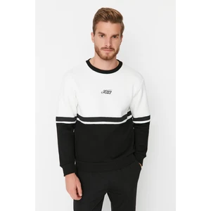 Trendyol Sweatshirt - Ecru - Regular fit