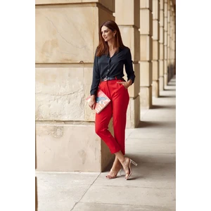 Elegant trousers with red pleated