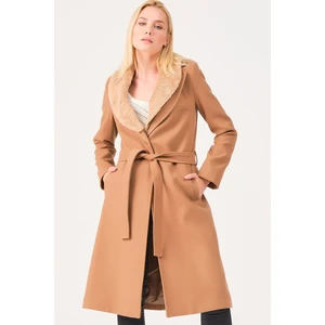 Z6671 DEWBERRY WOMEN'S COAT-CAMEL