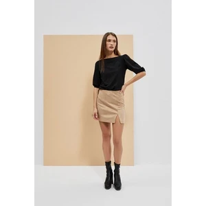 Mini skirt with slit