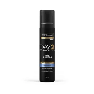 TRESemmé Day 2 Volumising osvěžující suchý šampon pro objem 250 ml