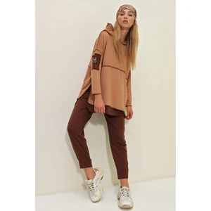 Trend Alaçatı Stili Women's Camel Layered Hoodie, Sweatshirt And Sweatpants Double Suit