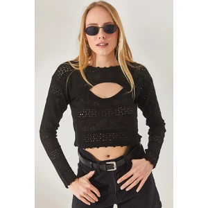 Olalook Women's Black Robe with Decollete Openwork Crop Knitwear Blouse