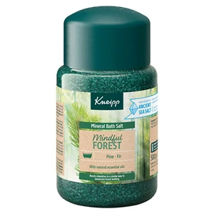 Kneipp Mineral Bath Salt Mindful Forest Pine & Fir 500 g kúpeľová soľ unisex