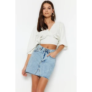 Trendyol Ecru Gipeal Balloon Sleeve V-Neck Crop Knitted Blouse