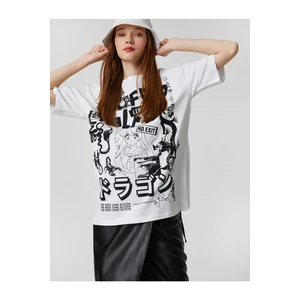 Koton Oversized T-Shirt with Short Sleeves and Oriental Print Crewneck.