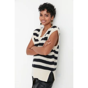 Trendyol Sweater Vest - Ecru - Regular fit