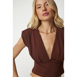 Happiness İstanbul Women's Brown Slightly Decollete Crop Blouse