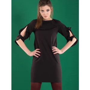 Dress decorated with slit sleeves black