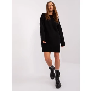 Black knitted dress RUE PARIS with a round neckline