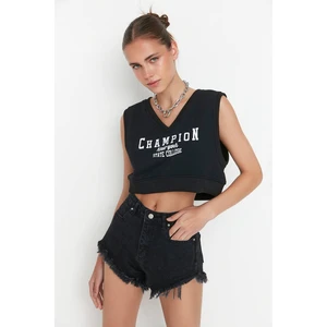 Trendyol Black Ripped Denim Shorts