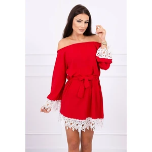 Dress with lace tied at the waist red