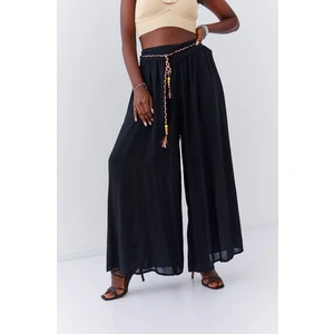 Black women's culotte pants with elastic band