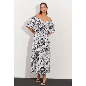 Cool & Sexy Women's White-Black Ruffled Front Back V Patterned Midi Dress